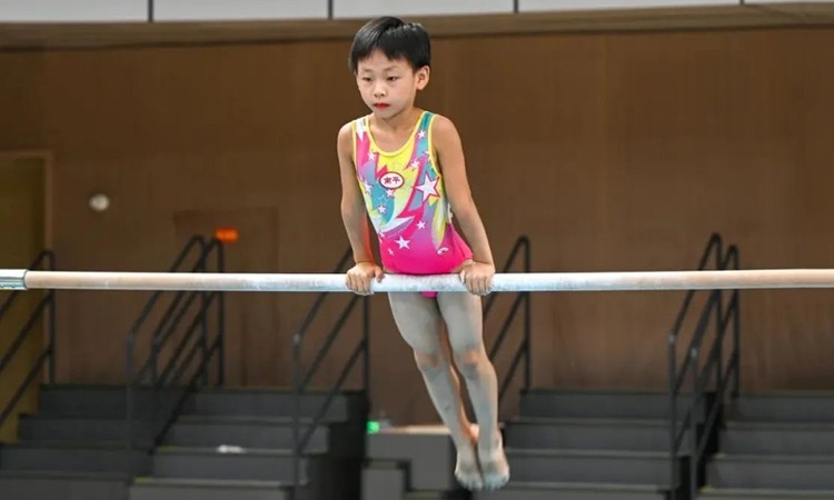 CBA俱乐部杯赛：青岛崂山啤酒胜天津先行者