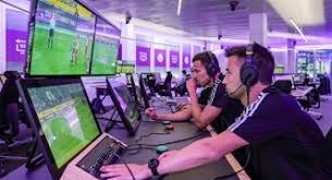 [乒乓球]世乒联总决赛混双小组赛：王楚钦／孙颖莎VS黄镇廷／杜凯琹 集锦